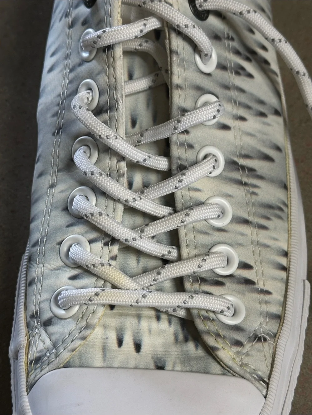 Converse x Futura “Skyfall” Low-Top Sneakers in White and Neon Yellow - Picture 9 of 16
